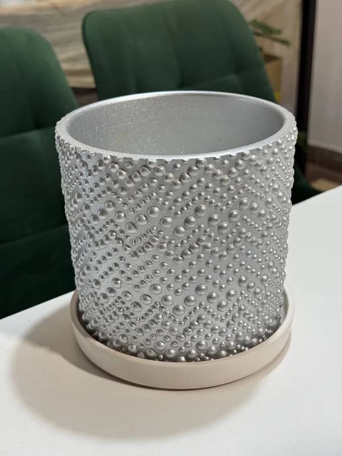 Горшок, бетон, цвет серебро, 15*16,5см., объем 2л, Бисер